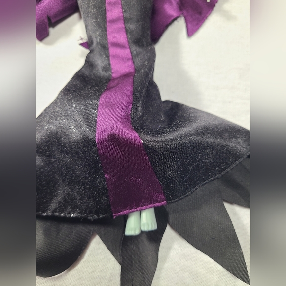 Disney Store Classics Maleficent Villain 12" And Sleeping Beauty Dolls - Picture 8 of 8